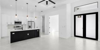 2200 NE 15th Avenue Gallery 1
