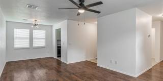 1608 NW 7th Street Gallery 7