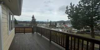 Updated 3 bedroom house Gallery 3