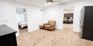 701 West Windsor Avenue - Rear Gallery 7