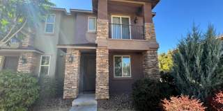 <b>Three Bedroom Two Story Townhome near Virginia Lake<br><br> Gallery 1