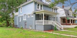 120 Woodland Street Gallery 5