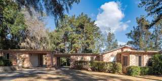 2818 Lakeshore Drive Gallery 1