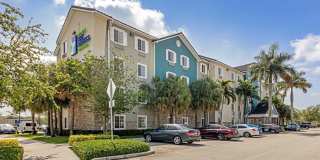 Fort Lauderdale - Airport - West Gallery 5