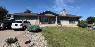 3+ Bedroom with Basement in Nelson's Ridge Available 8/5/26 Gallery 1
