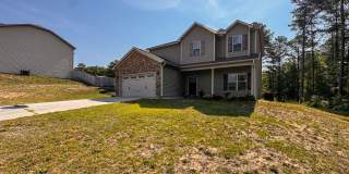 Stunning 4 Bed 2.5 Bath Raeford Home on Cul-de-sac Gallery 1