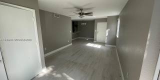 2811 N Oakland Forest Dr Gallery 6