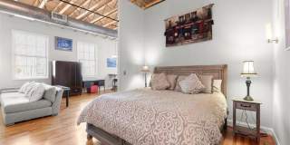 1756 Liberty Lane Gallery 16