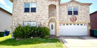 MUST SEE!! 4 Bed | 2.5 Bath | Loft | 2-Car Garage | Covered Patio! Gallery 3