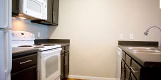 Estate Villas at Krum Gallery 6