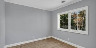 156 W Broadway Gallery 15