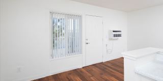 Aztec Pacific Gallery 33