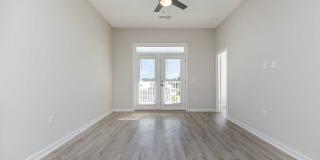 Middle Sound West Apartments Gallery 82