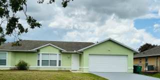 367 SW Donna Terrace Gallery 1