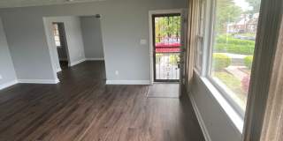 Amazing 6 Bedroom 2 Bathroom home with dual driveways Gallery 7