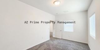 1741 West Pollack Street Gallery 22