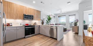 Aura Arts District Gallery 47