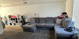 Charming Townhome Gallery 1
