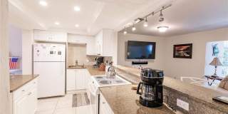 1205 E PEPPERTREE Drive Gallery 15