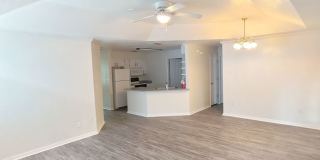 2/2 House with Garage in Palm Grove Gallery 1