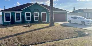 766 NW Bayard Avenue Gallery 1