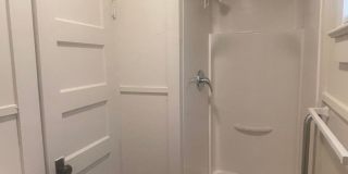 1 BED 1 BATH HOUSE NEAR DOWNTOWN 1 BED 1 BATH HOUSE NEAR DOWNTOWN Gallery 17