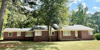 Large 4 Bedroom/ 3 Bathroom House for Rent in Brandon 042! Gallery 1