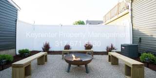Modern Bungalow walking distance to Fountain Square! Gallery 13