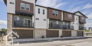 143 East Lavalle Court Gallery 1