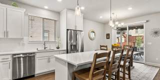 Stunning 3BD Home in Ridgefield!  Gourmet Kitchen & High End Finishes! Gallery 1