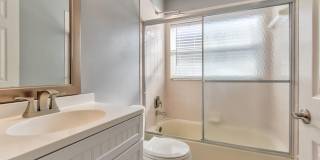 Beautiful home in South Chase Gallery 29