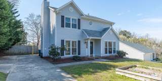 Immaculate updated 2 story 3 bedroom 2.5 bathroom house in the Briarwood area Greensboro Gallery 1