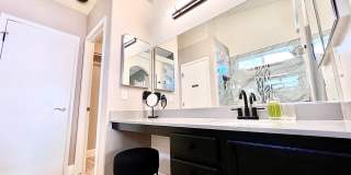 STYLISH SERENITY - 3 bed/2 bath Furnished Home with RV/Boat Parking Gallery 20