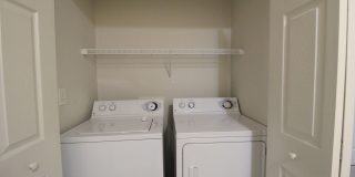 Liberty Square Townhome with Fenced Yard! Gallery 15