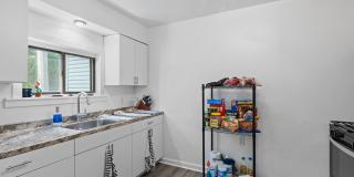 164 South 18th Street Gallery 4