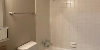 110 Gluck St Apt B Gallery 6