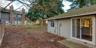 Renovated 2BD/1BA Duplex | Single-Level | Stoneridge – Tualatin Gallery 22