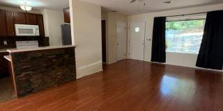Charming 2-Bedroom, 2-Bath Home in Bella Vista, AR Gallery 1
