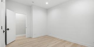 1331 W Taylor Street Gallery 9