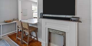 Charming Parkside 2-Bedroom Home Near Daffin Park with Fenced Yard & Patio Gallery 9