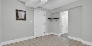 1820 Clydesdale Place Northwest - 1Apt 3 Gallery 4