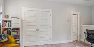 2242 Electric Lane Gallery 36