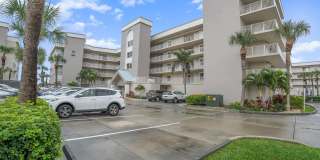 609 Shorewood Drive unit: 203 Gallery 1