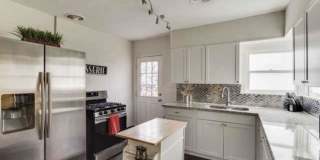Charming 3 Bedroom Home Near Woodlawn Lake in Central San Antonio Gallery 6