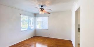 5700 Hazeltine Ave. Gallery 11