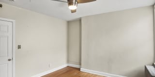 1332 Dellwood Avenue - 2 Gallery 17