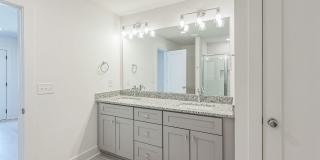 Three-story townhome offers a spacious layout with 3 BR and 3.5 bathroom in Nashville Gallery 13