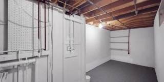 8726 Lakewood Avenue Gallery 36