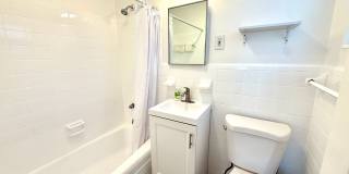 Spacious 1 bed 1 bath unit in Victoria Park! Gallery 10