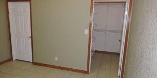 Spacious 3bed 2bath with Large Backyard! Gallery 22
